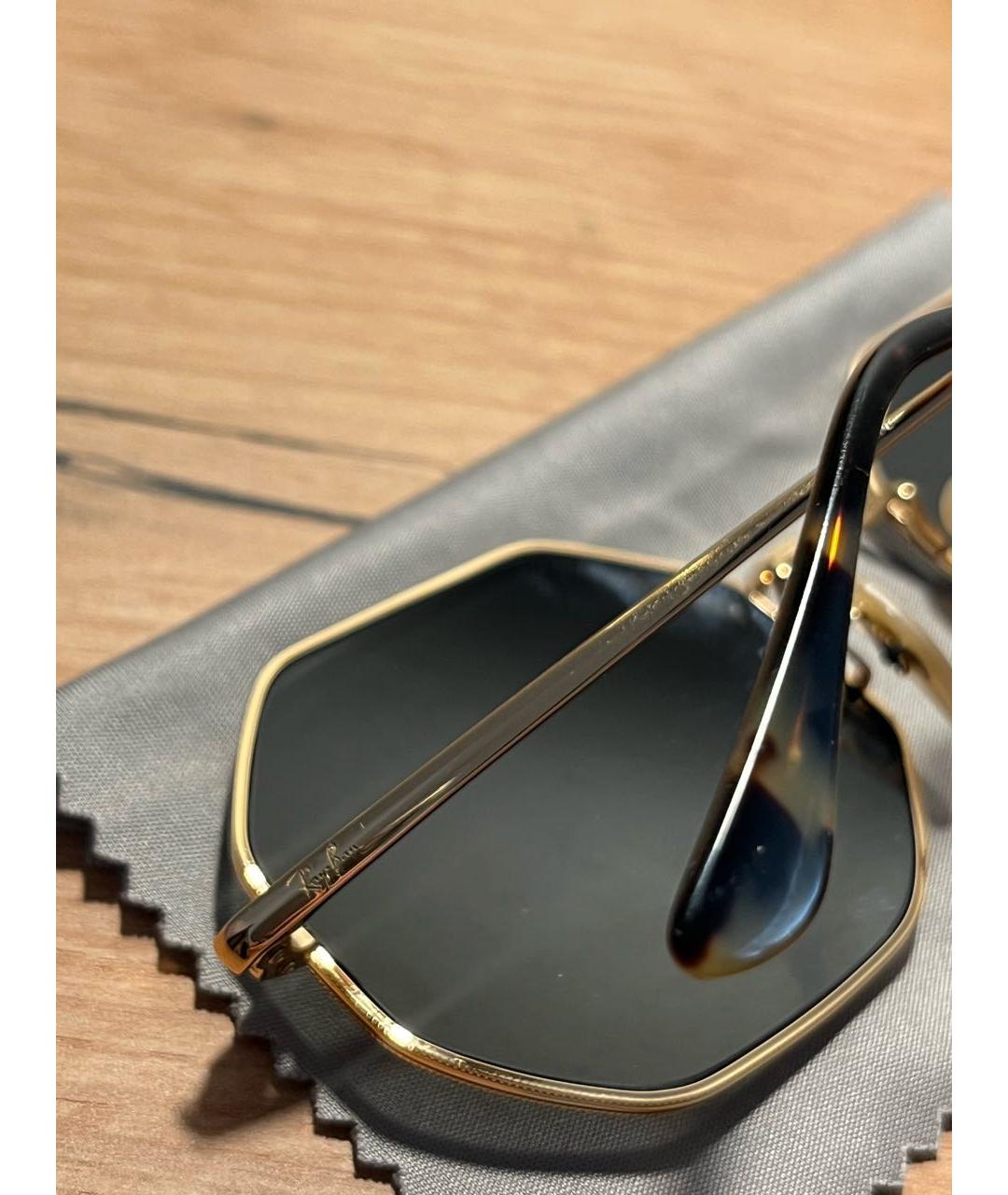 RAY BAN Коричневые металлические солнцезащитные очки, фото 2