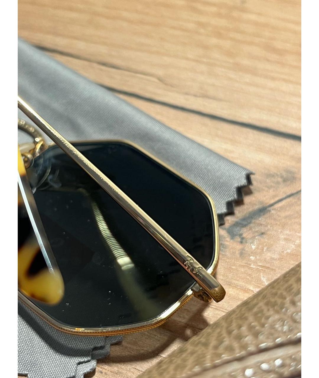 RAY BAN Коричневые металлические солнцезащитные очки, фото 3