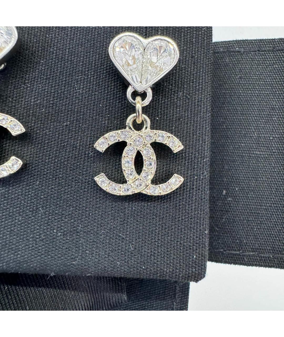 CHANEL Белые серьги, фото 4