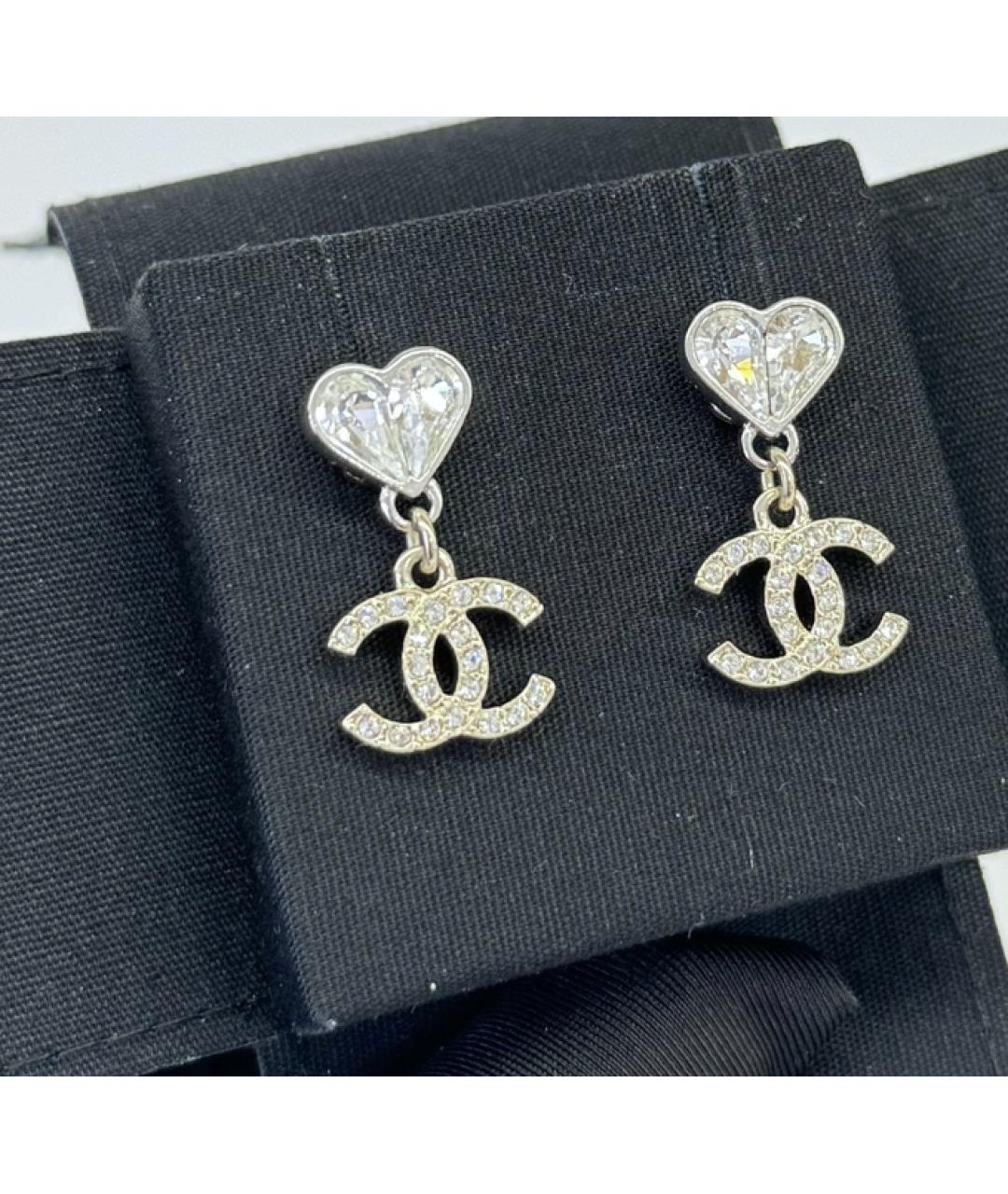 CHANEL Белые серьги, фото 2