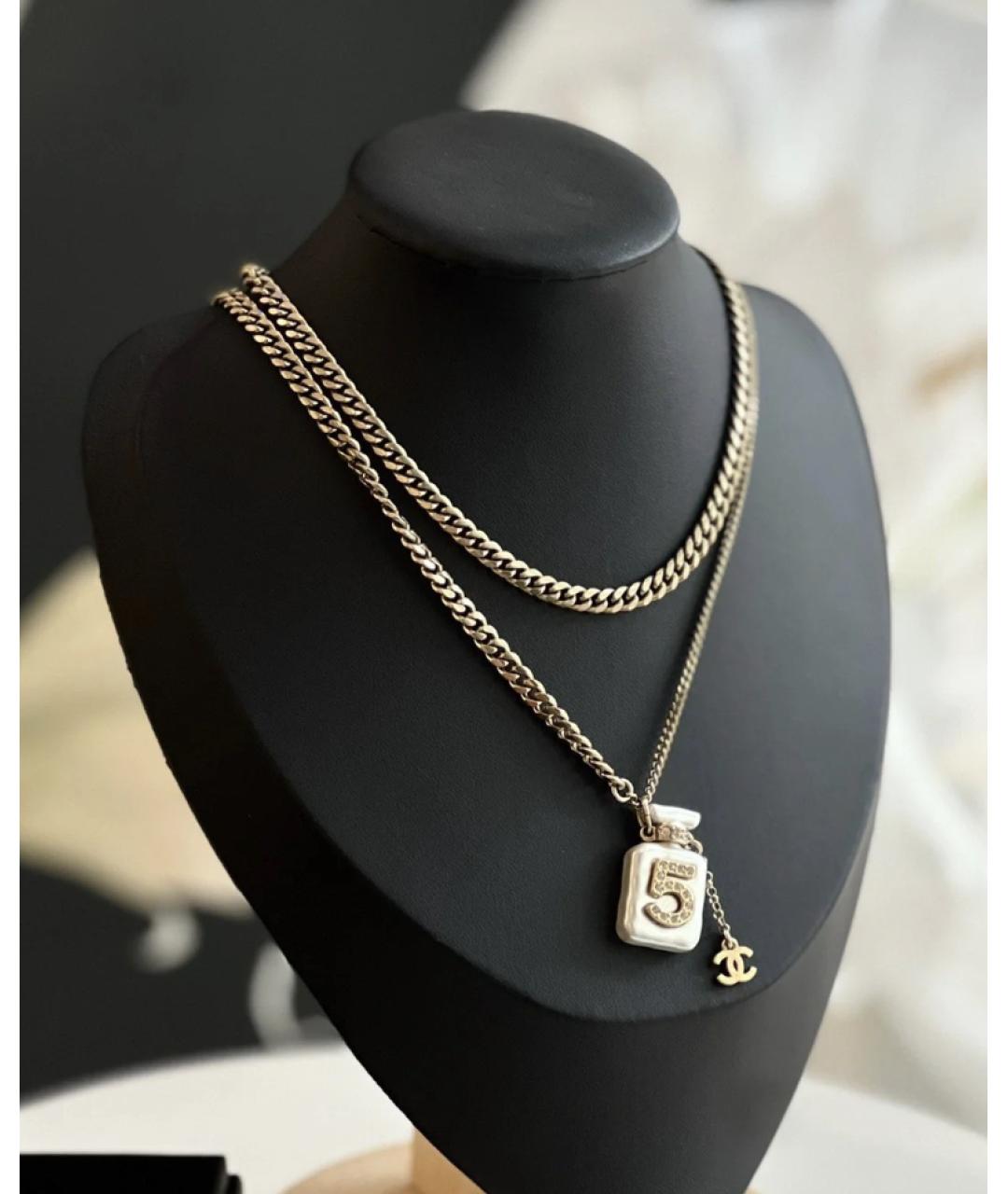 CHANEL Белая подвеска, фото 7