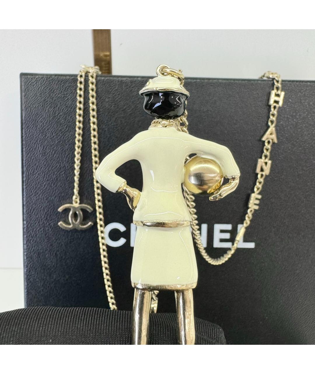 CHANEL Белая подвеска, фото 6
