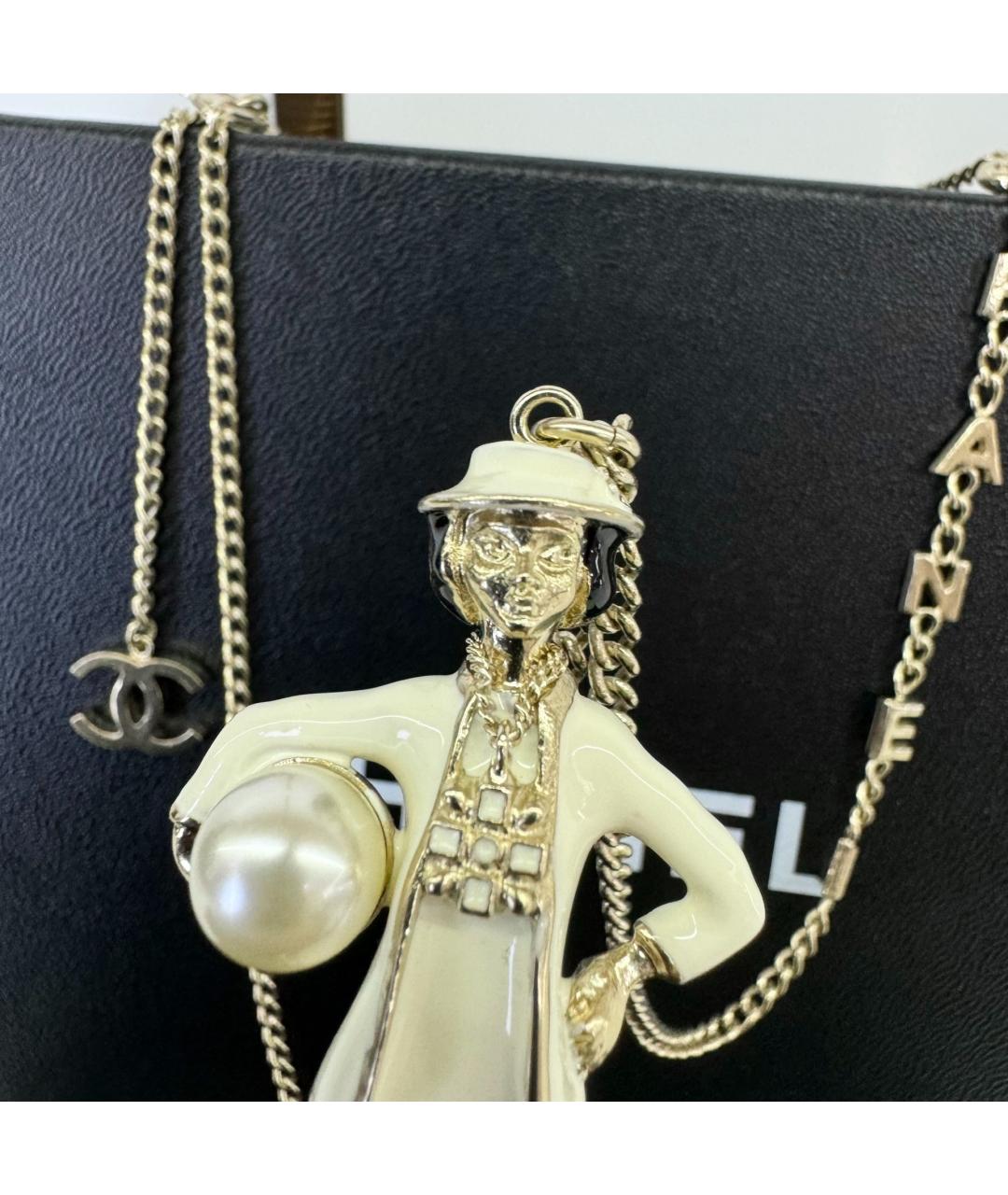 CHANEL Белая подвеска, фото 5