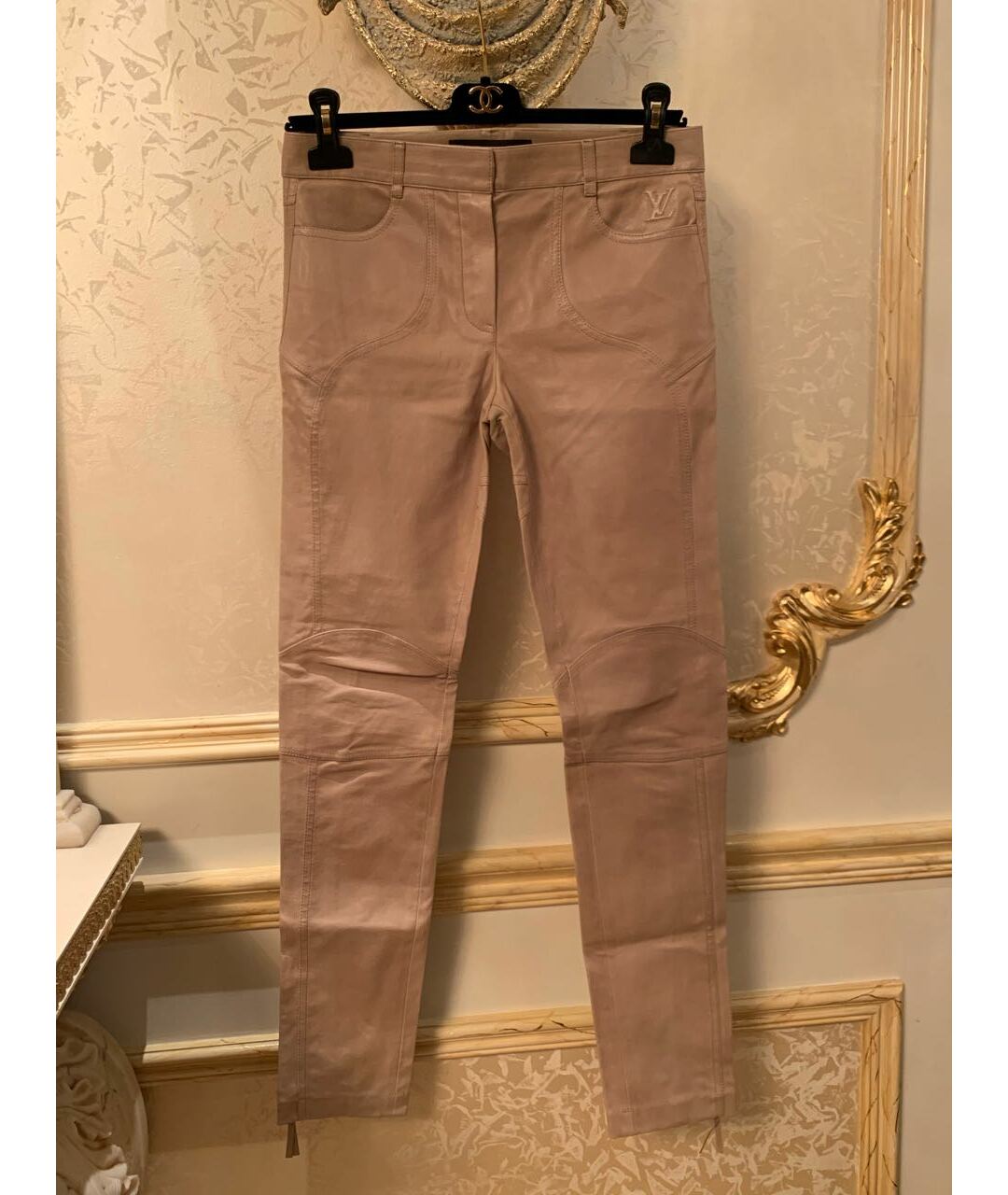 LOUIS VUITTON Кожаные брюки узкие, фото 9