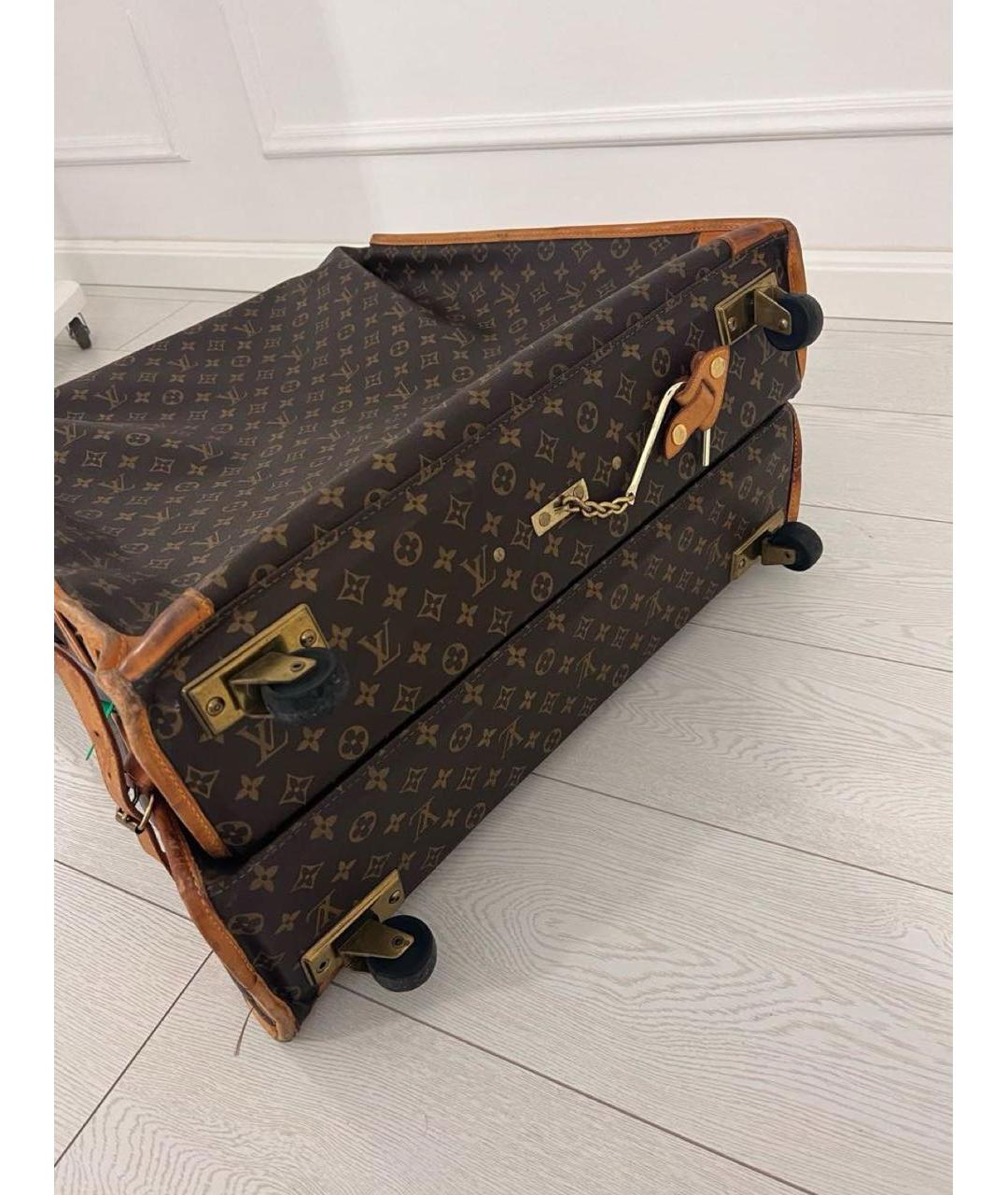 LOUIS VUITTON Коричневый чемодан, фото 3