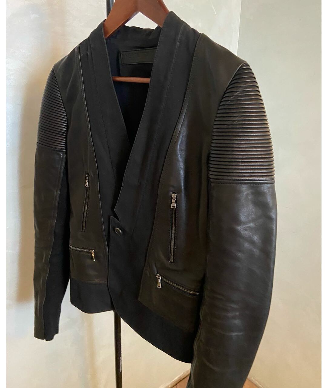 NEIL BARRETT Черный кожаный жакет/пиджак, фото 3