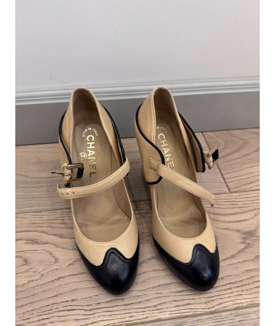 CHANEL Бежевые кожаные туфли, фото 2