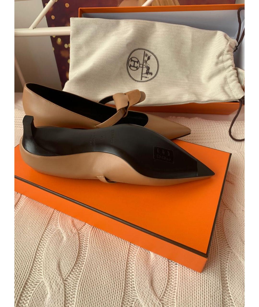 HERMES Коричневые кожаные лодочки на низком каблуке, фото 4