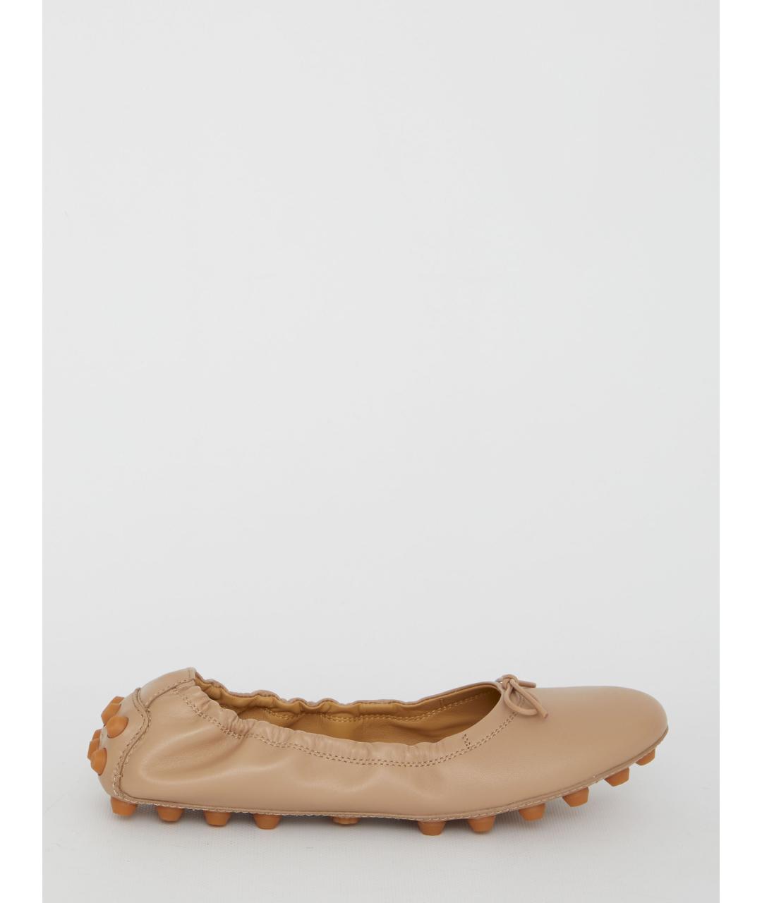 TOD'S Бежевые кожаные балетки, фото 6