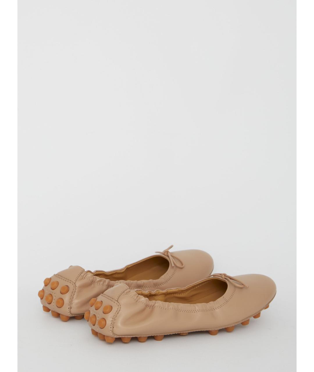 TOD'S Бежевые кожаные балетки, фото 3
