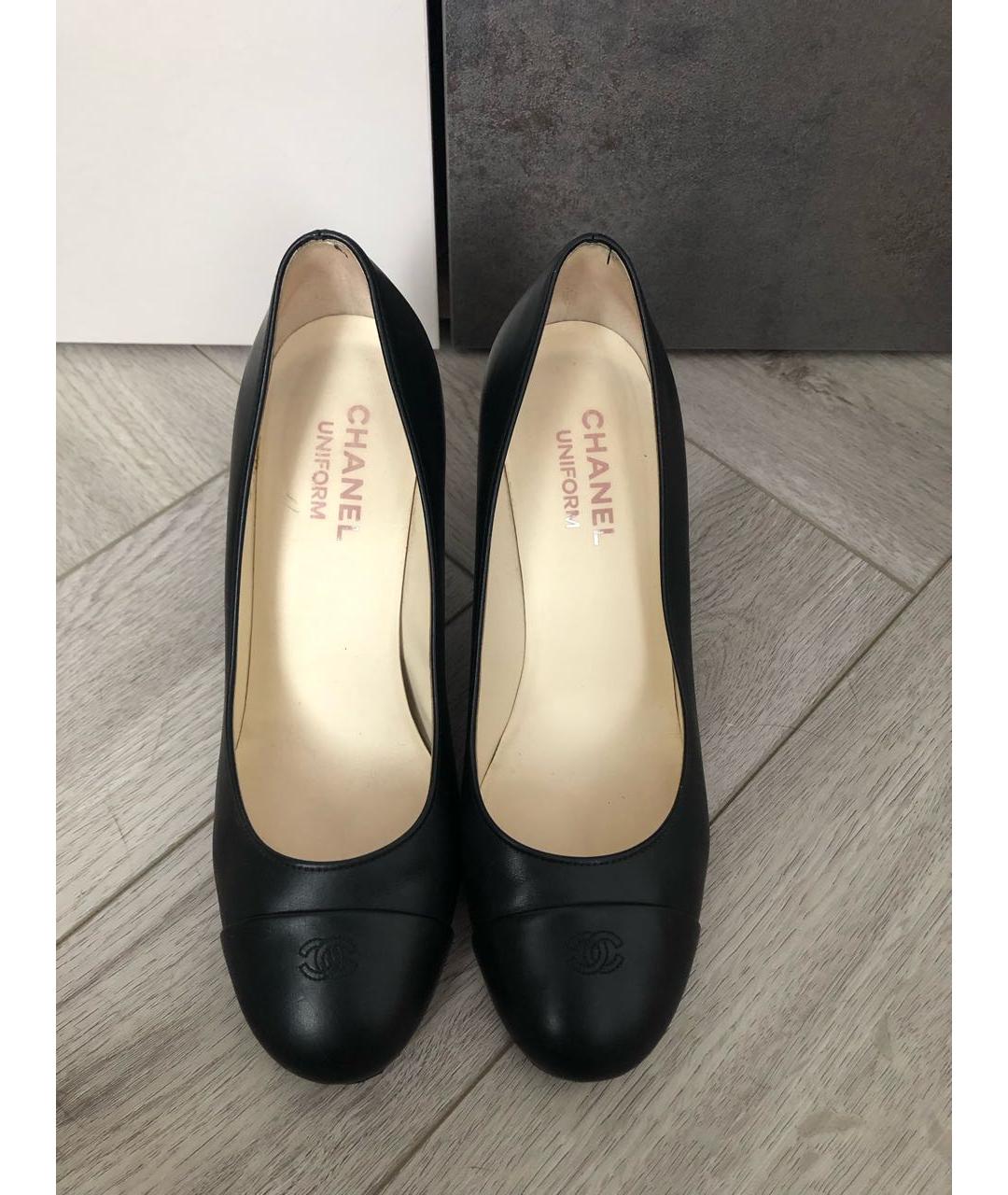 CHANEL Черные кожаные туфли, фото 2