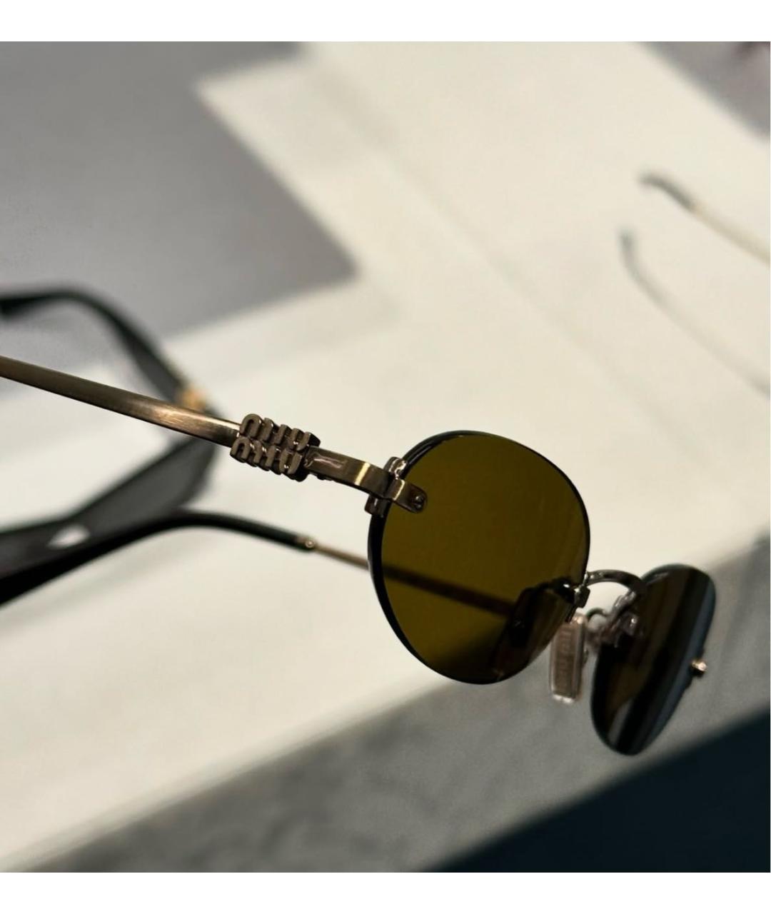 MIU MIU Хаки металлические солнцезащитные очки, фото 4