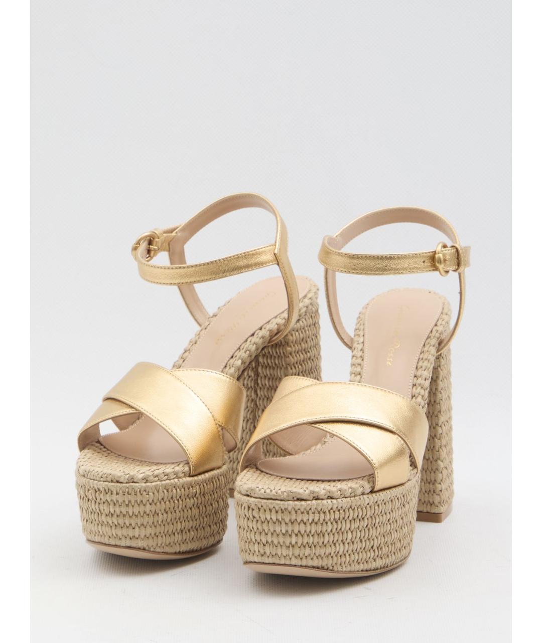 GIANVITO ROSSI Золотые кожаные босоножки, фото 2