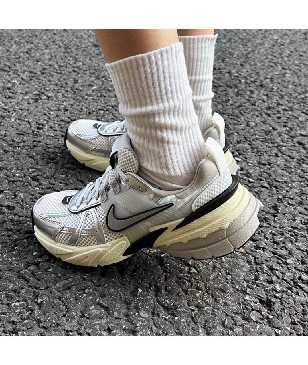 NIKE Серебряные кроссовки, фото 5