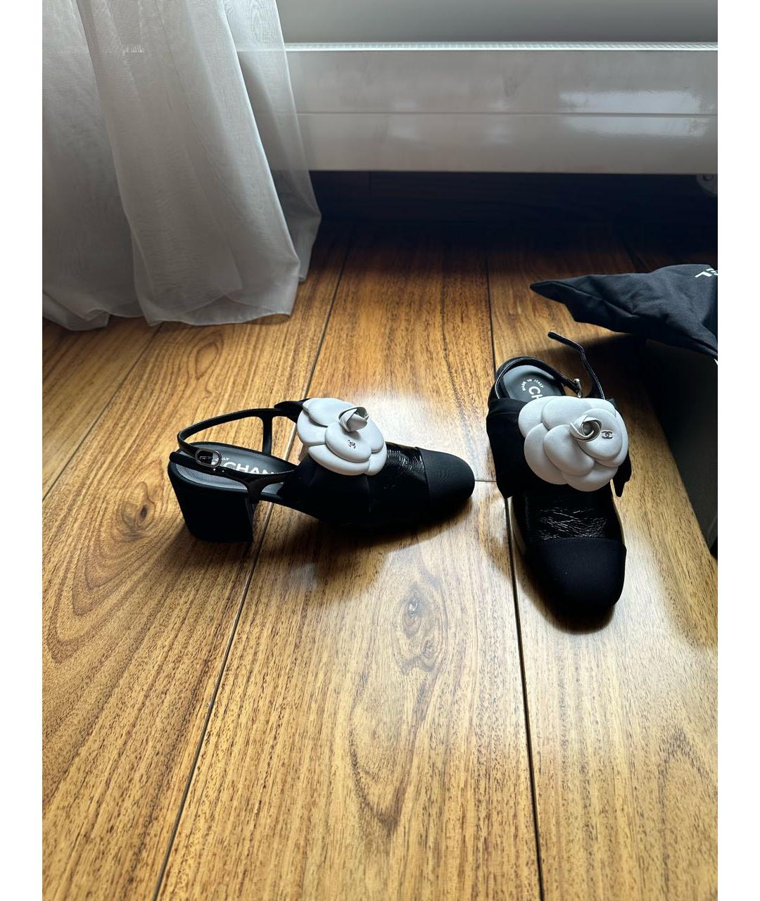 CHANEL Черные туфли из лакированной кожи, фото 9