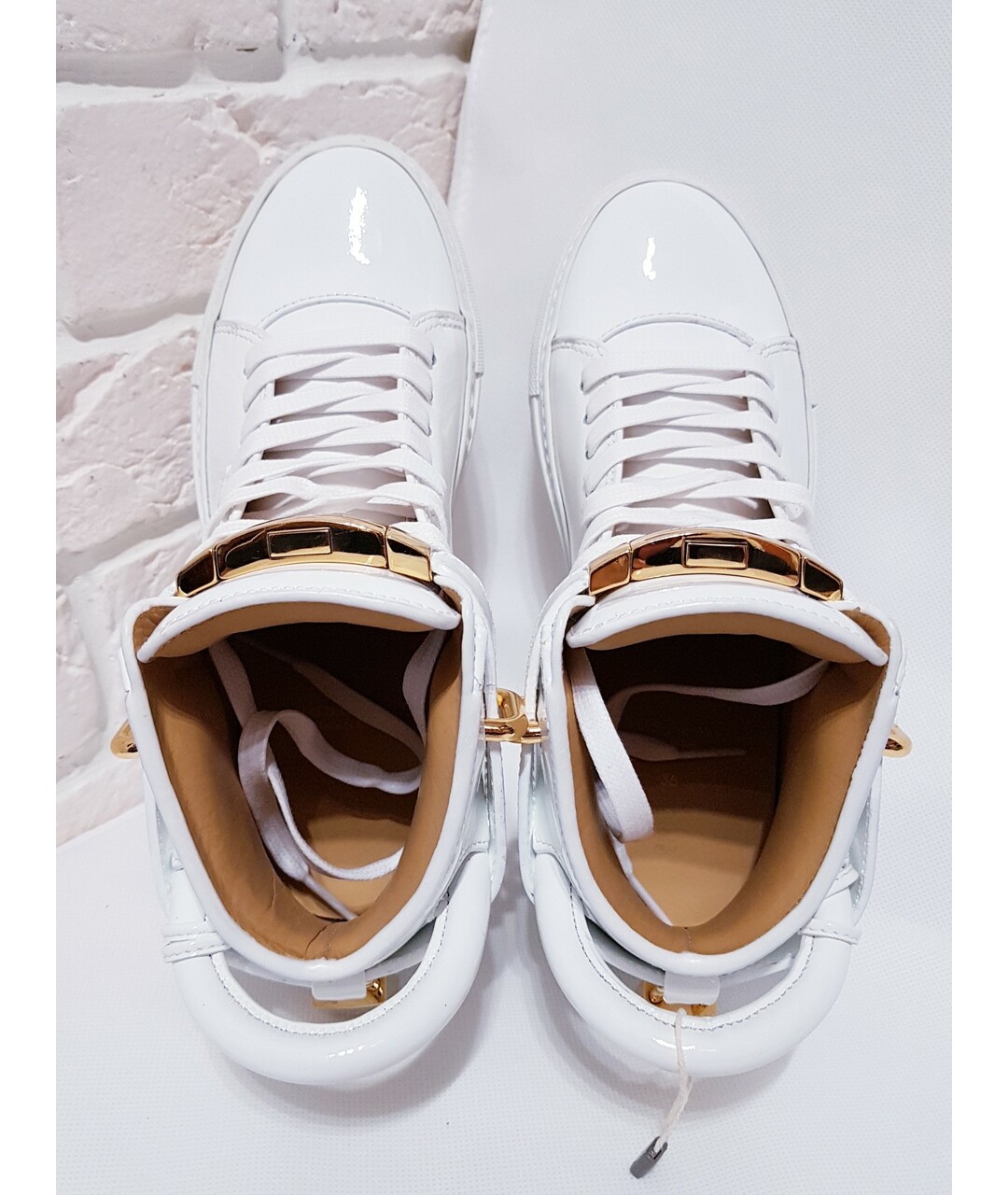 BUSCEMI Белые кроссовки из лакированной кожи, фото 3