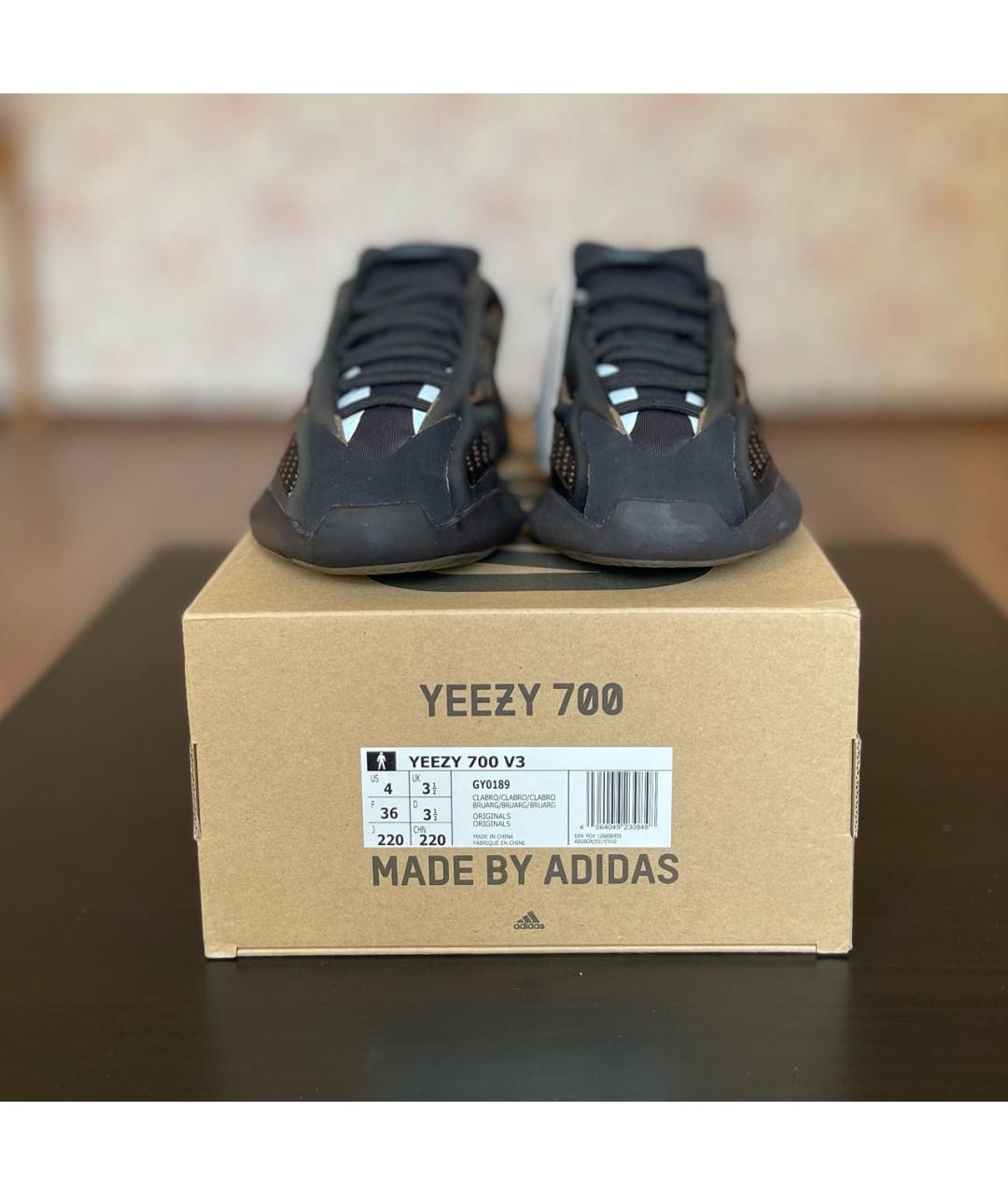 ADIDAS YEEZY Черные текстильные кроссовки, фото 2