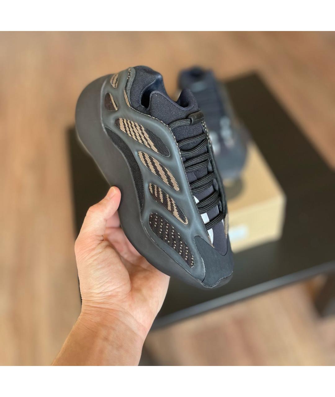 ADIDAS YEEZY Черные текстильные кроссовки, фото 3