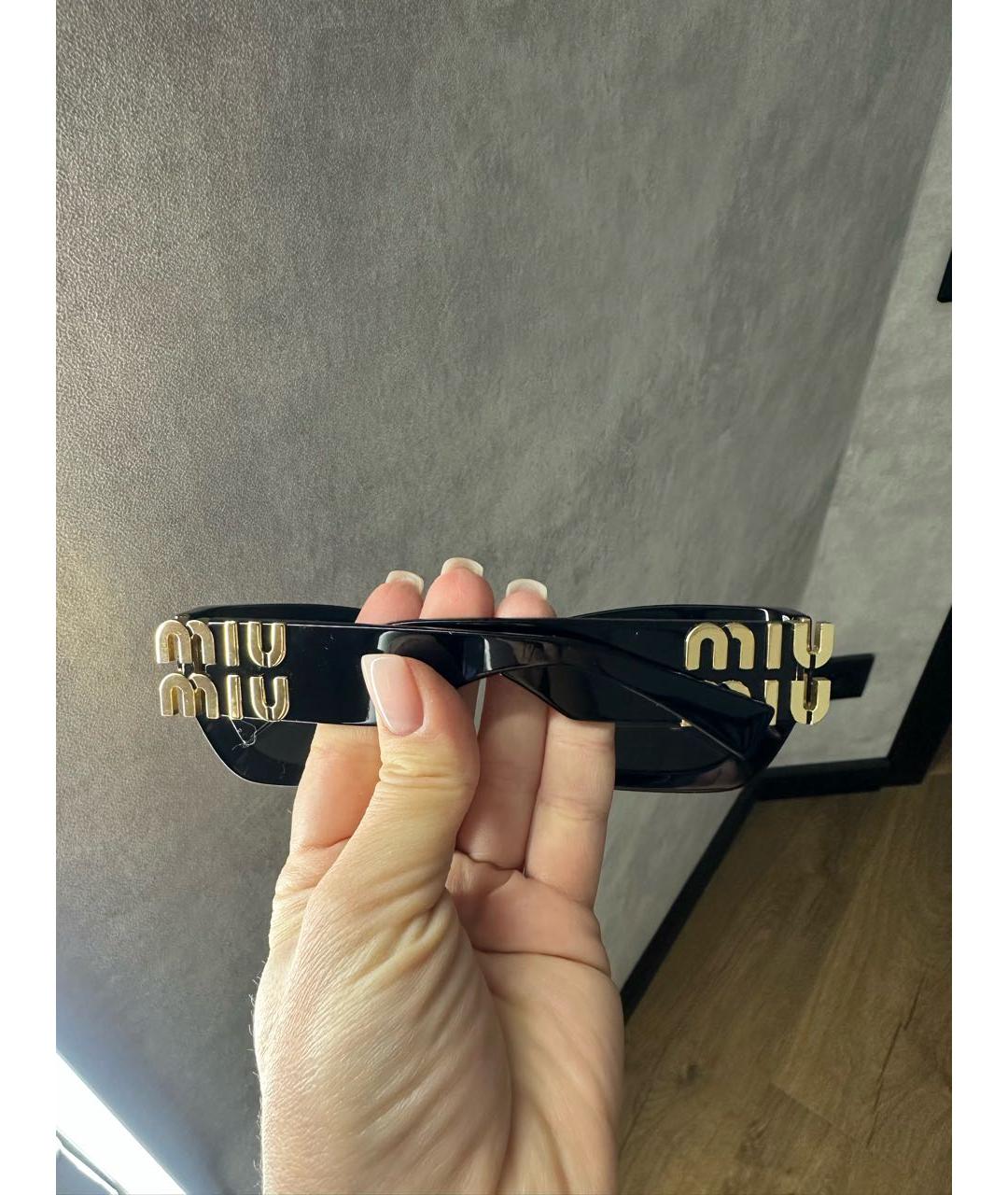 MIU MIU Черные пластиковые солнцезащитные очки, фото 5