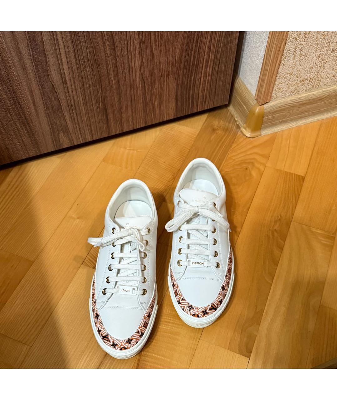 LOUIS VUITTON Белые кожаные кроссовки, фото 2