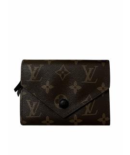 LOUIS VUITTON Кошелек