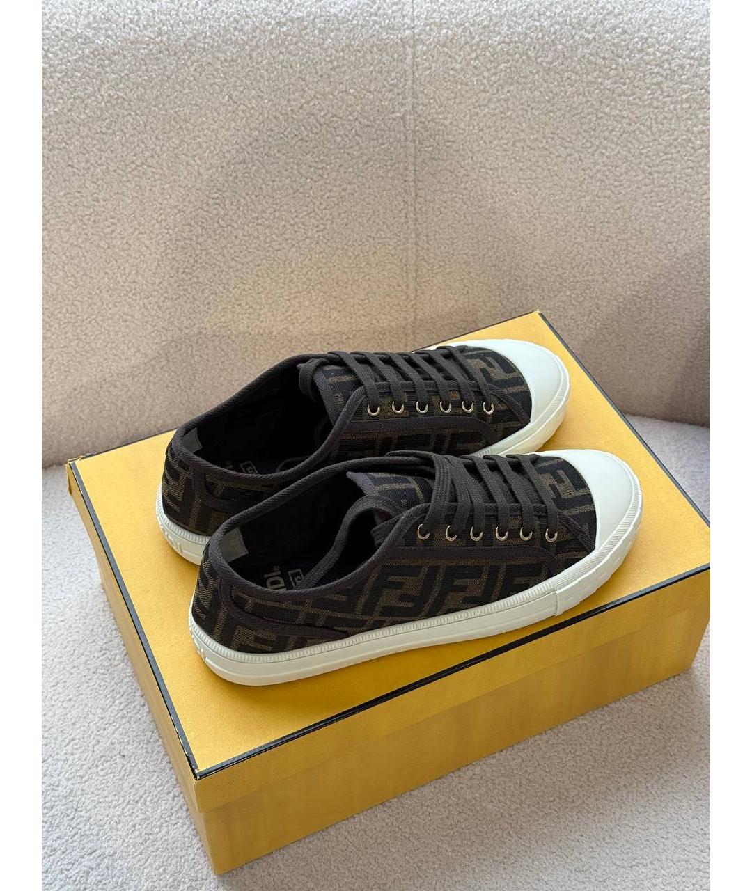 FENDI Коричневые текстильные кеды, фото 4