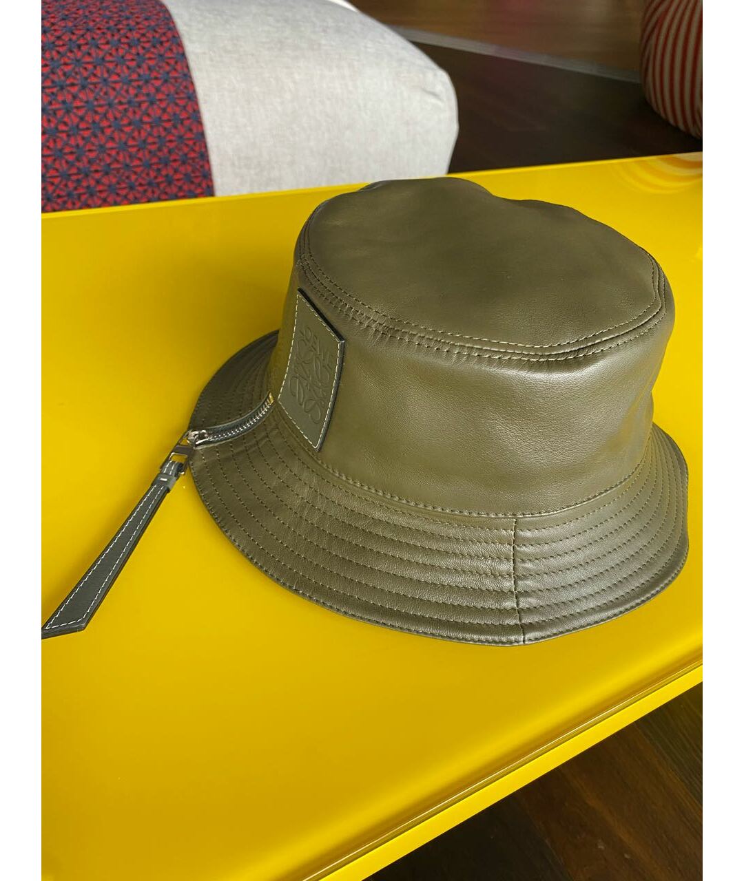 LOEWE Хаки кожаная шляпа, фото 2