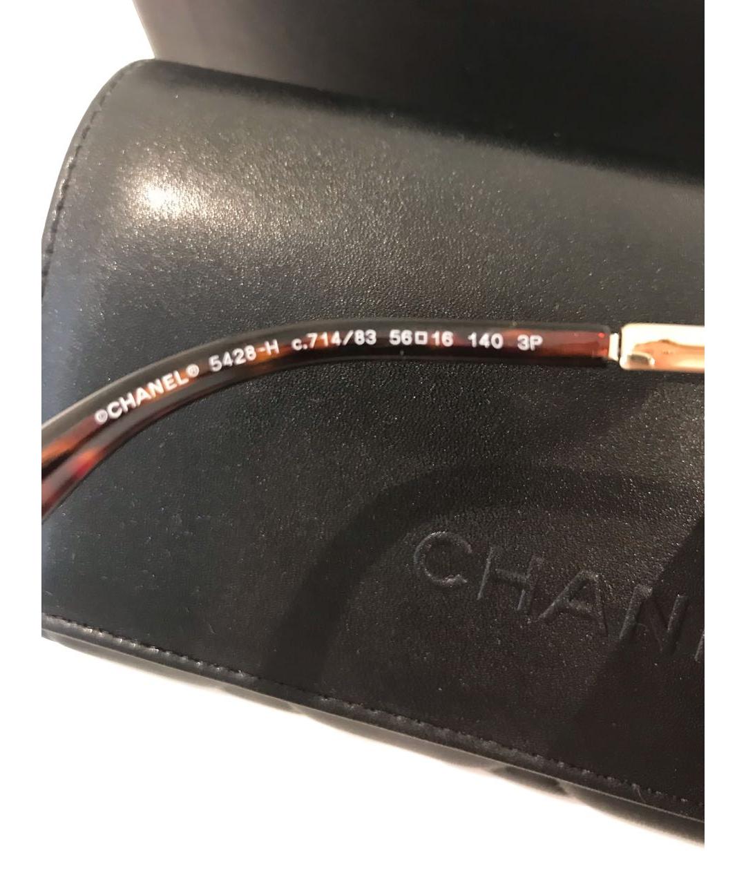 CHANEL Коричневые пластиковые солнцезащитные очки, фото 5