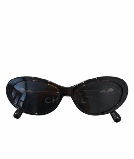 CHANEL Солнцезащитные очки