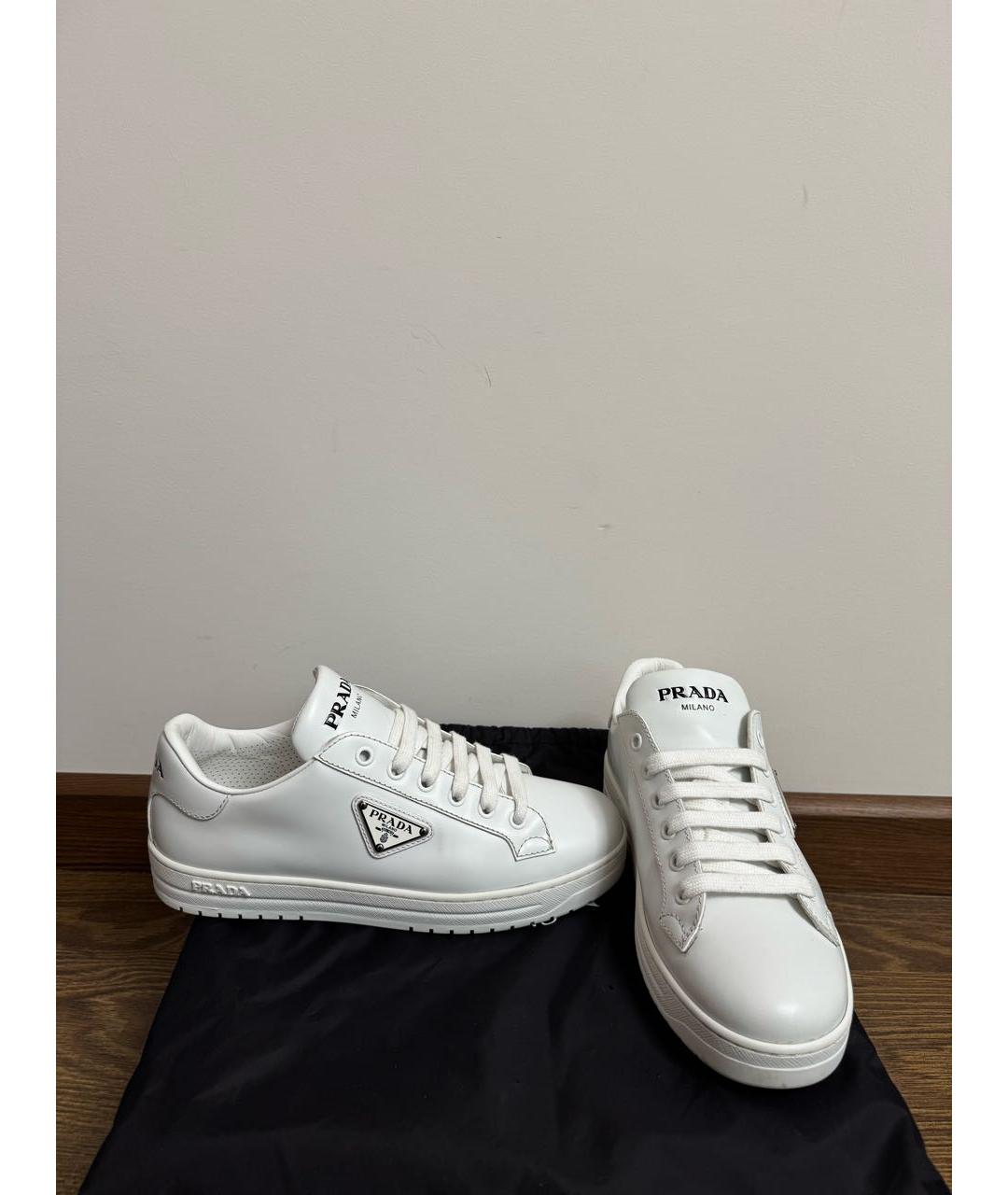 PRADA Белые кожаные кеды, фото 5