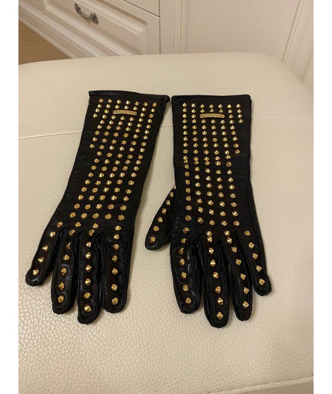 BURBERRY Черные кожаные перчатки, фото 8