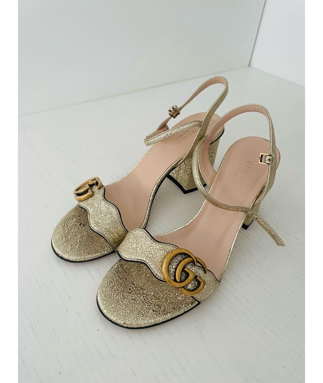 GUCCI Золотые кожаные босоножки, фото 5