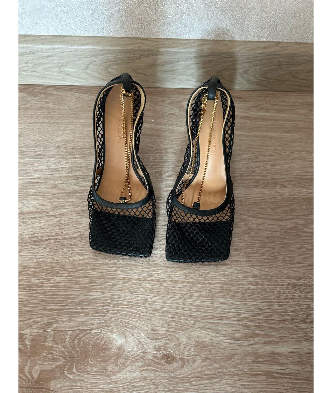 BOTTEGA VENETA Черные текстильные босоножки, фото 2