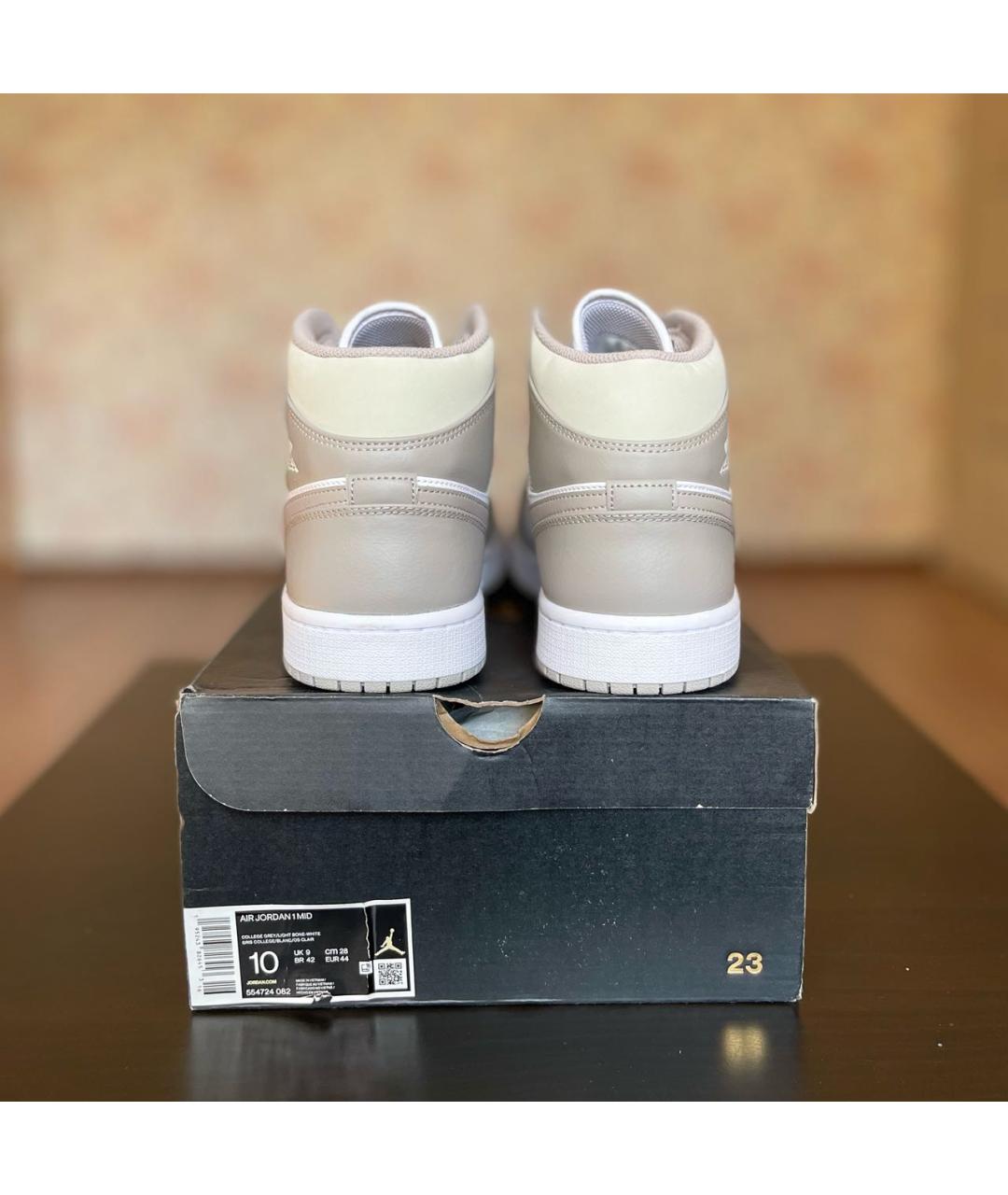 JORDAN Бежевые кожаные высокие кроссовки / кеды, фото 4