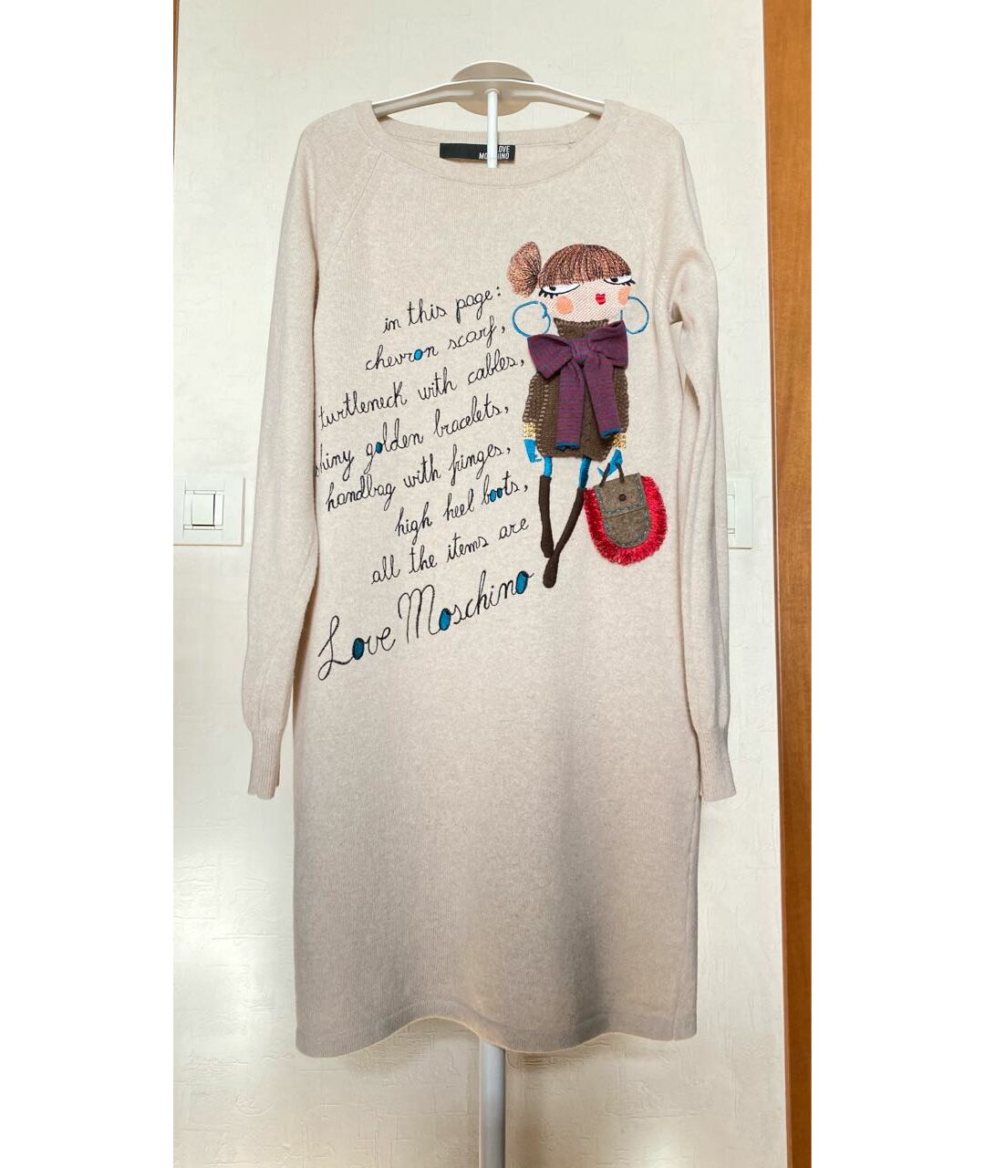 LOVE MOSCHINO Бежевое шерстяное повседневное платье, фото 6