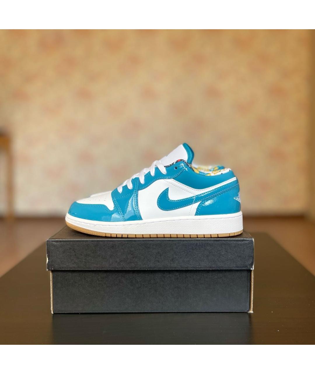 JORDAN Голубые кроссовки из лакированной кожи, фото 5