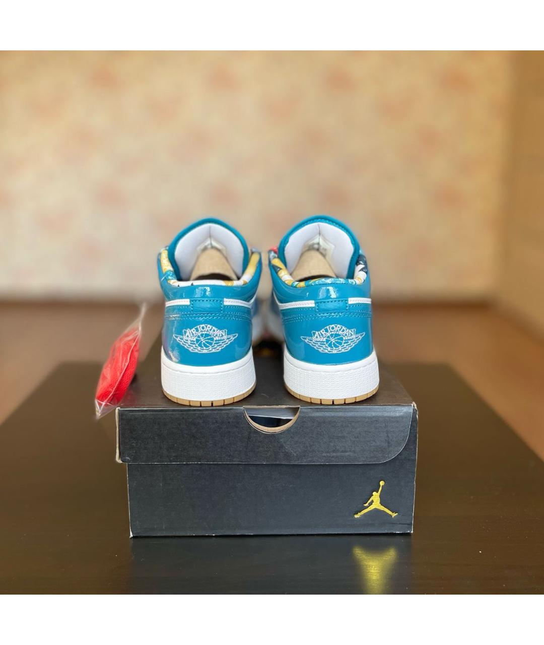 JORDAN Голубые кроссовки из лакированной кожи, фото 4
