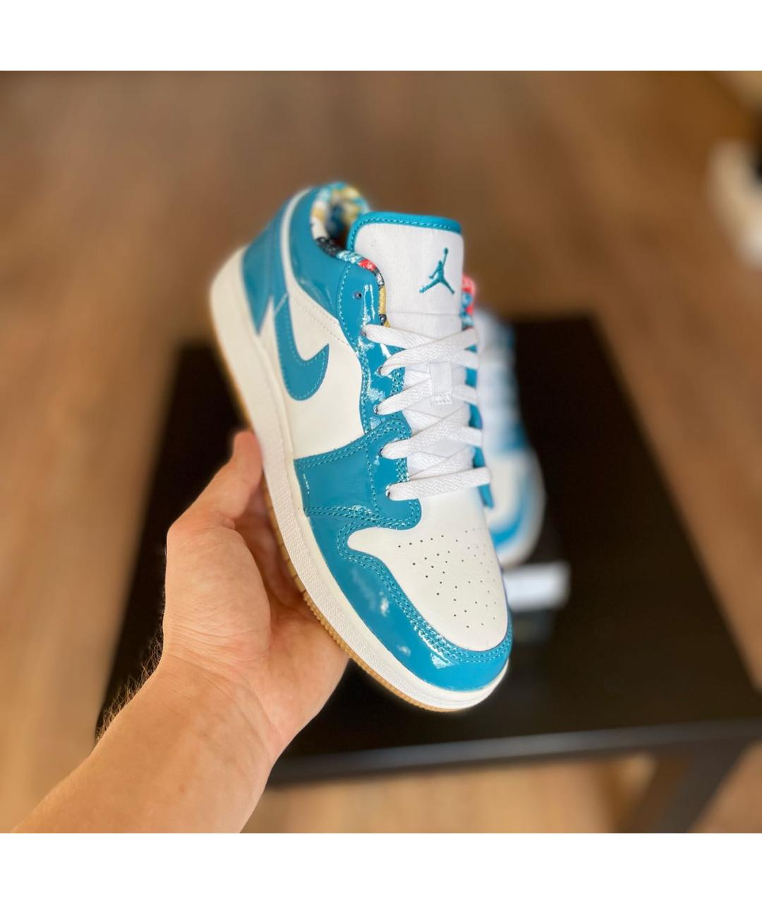 JORDAN Голубые кроссовки из лакированной кожи, фото 3