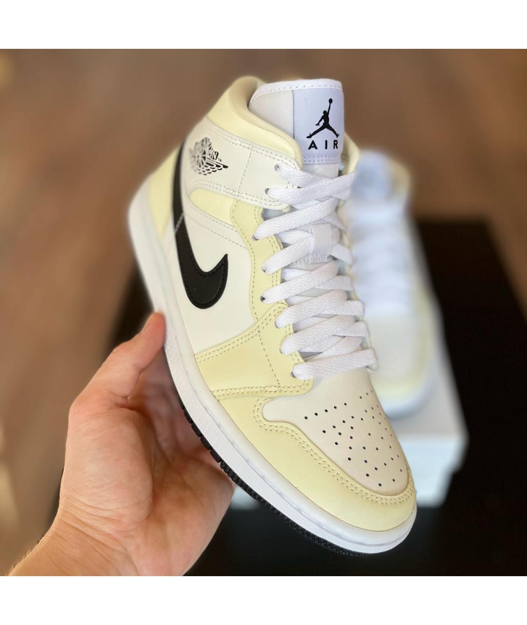 JORDAN Бежевые кожаные кроссовки, фото 3