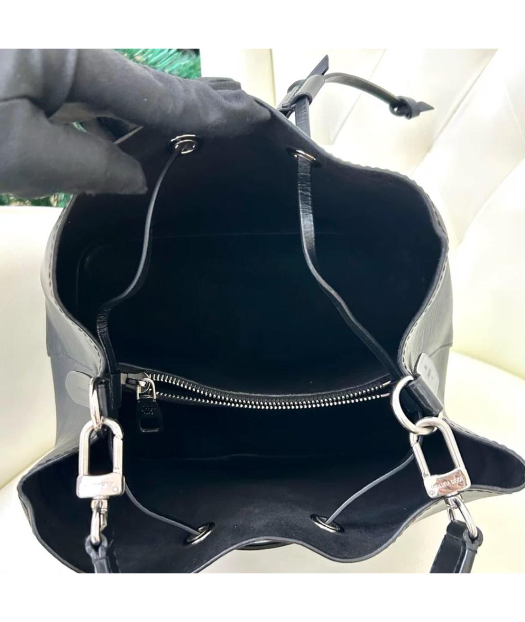 LOUIS VUITTON Черная сумка с короткими ручками, фото 7