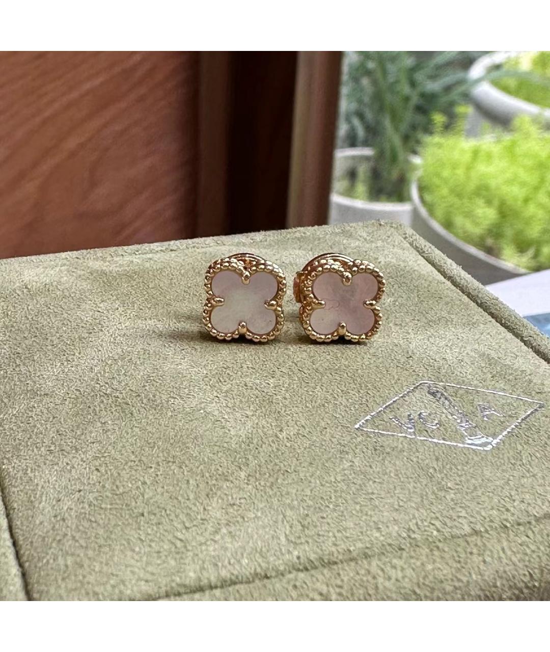 VAN CLEEF & ARPELS Белые серьги из желтого золота, фото 2