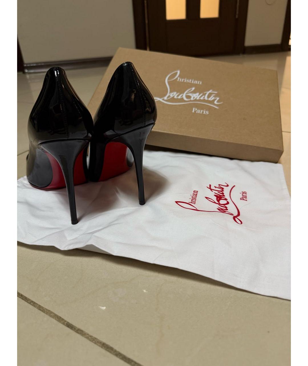 CHRISTIAN LOUBOUTIN Черные туфли из лакированной кожи, фото 8