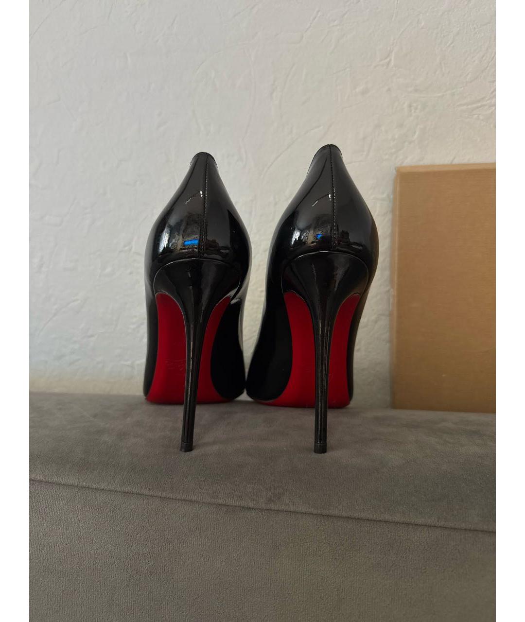 CHRISTIAN LOUBOUTIN Черные туфли из лакированной кожи, фото 4