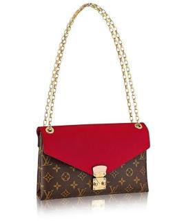 LOUIS VUITTON Сумка через плечо