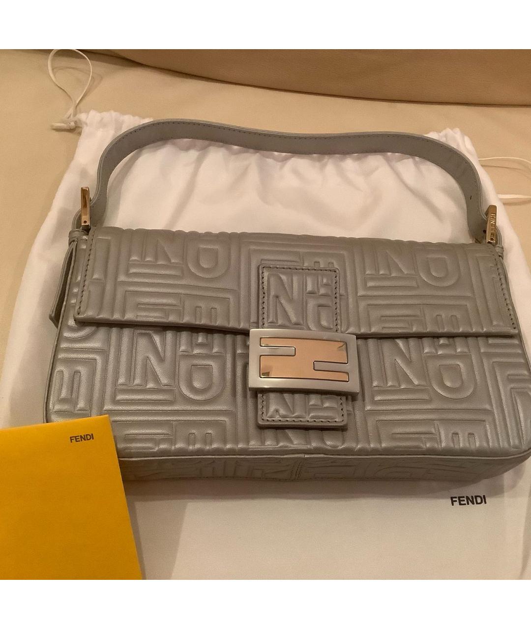 FENDI Серая кожаная сумка с короткими ручками, фото 3