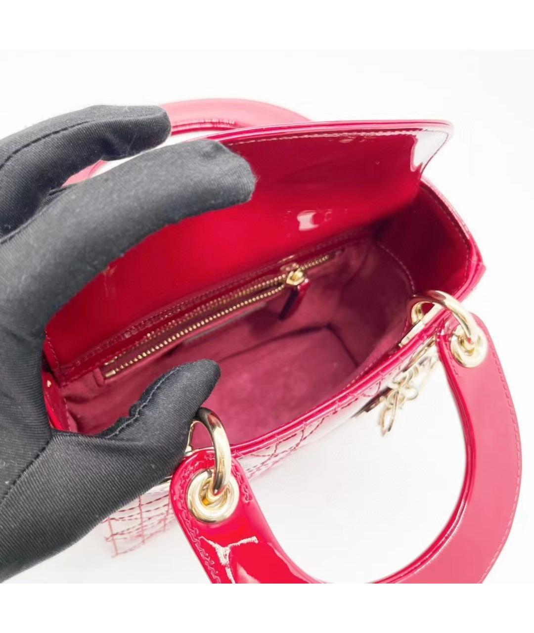 CHRISTIAN DIOR Красная сумка с короткими ручками из лакированной кожи, фото 6