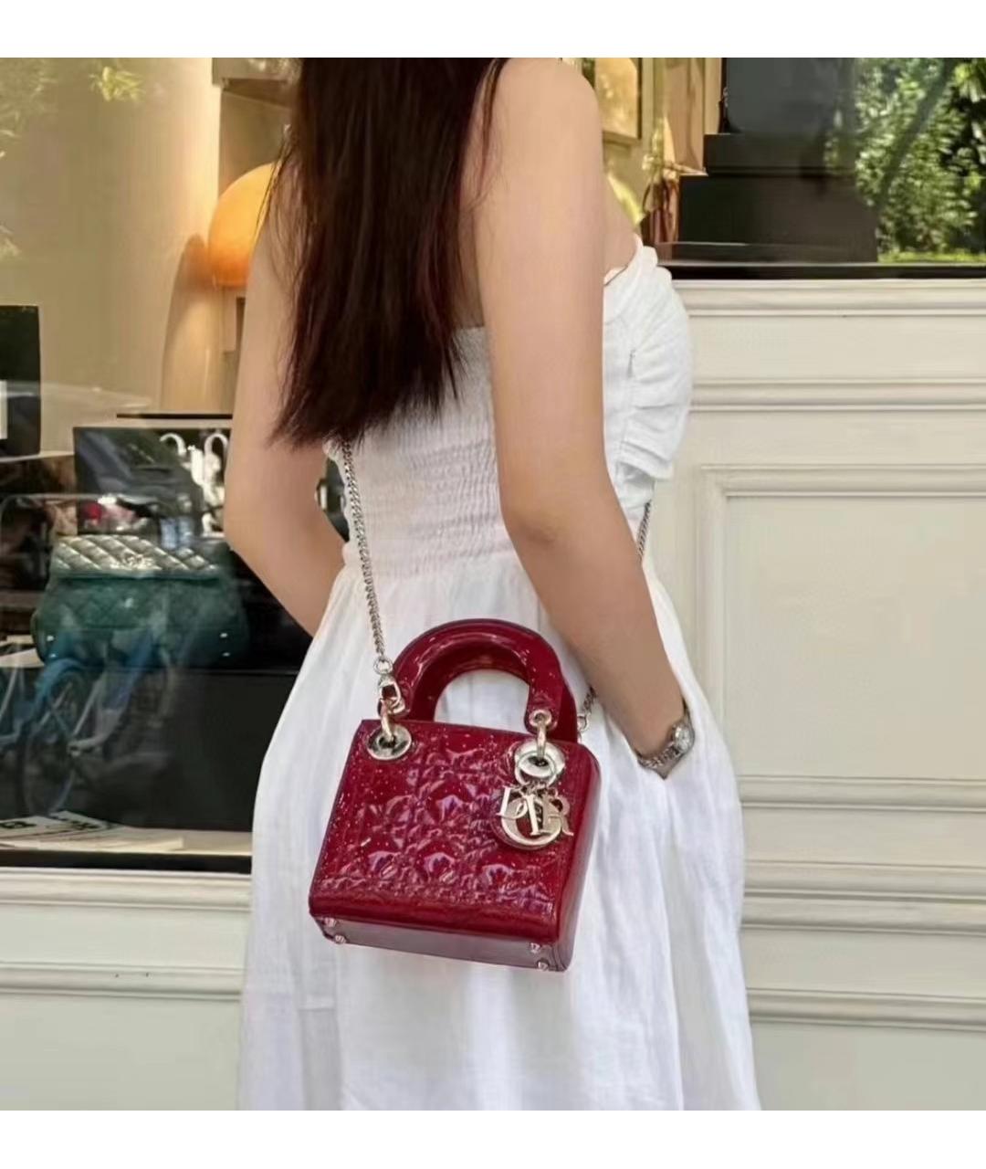 CHRISTIAN DIOR Красная сумка с короткими ручками из лакированной кожи, фото 8