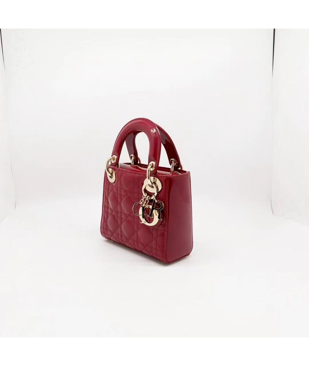 CHRISTIAN DIOR Красная сумка с короткими ручками из лакированной кожи, фото 3
