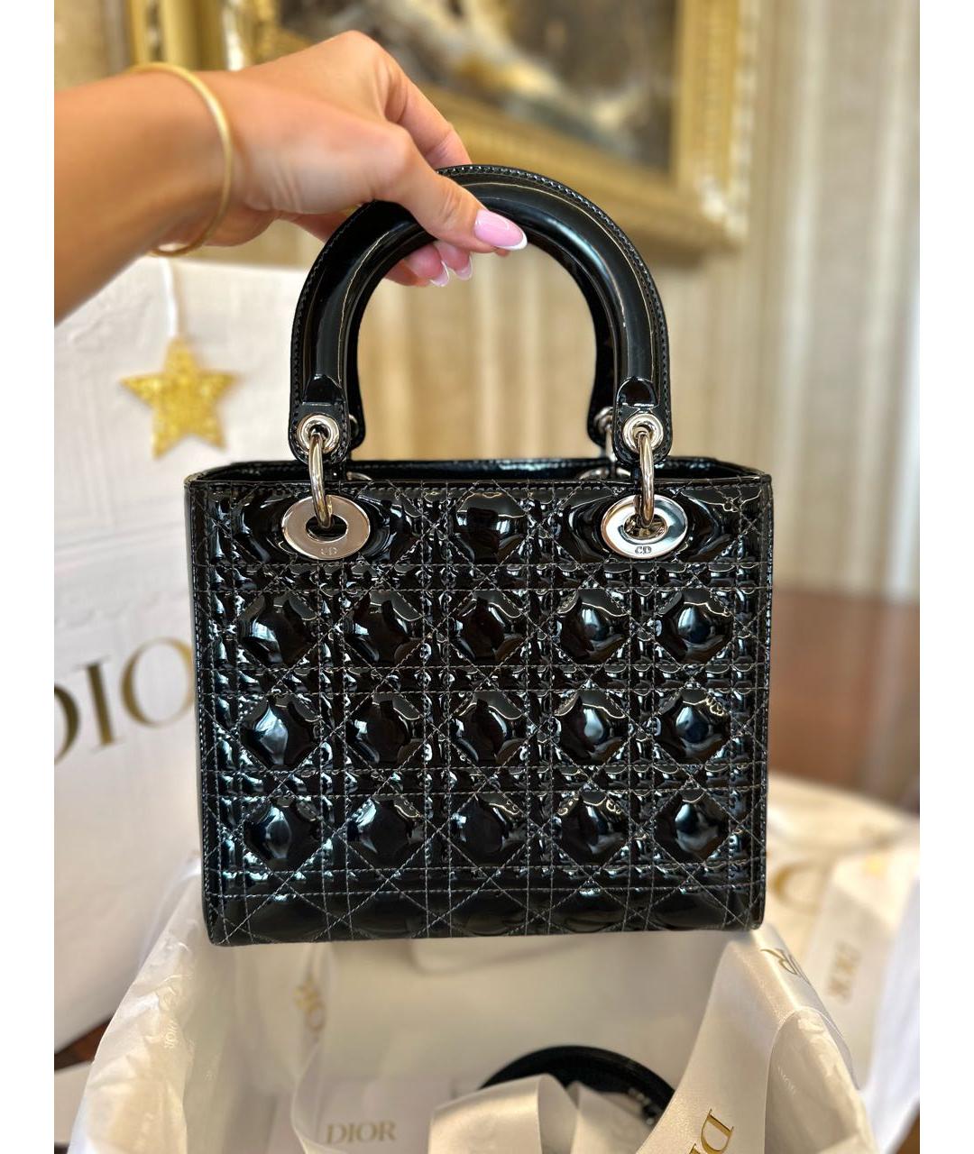 CHRISTIAN DIOR Черная сумка с короткими ручками из лакированной кожи, фото 6