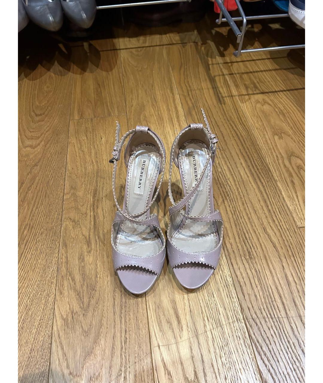 BURBERRY Фиолетовые кожаные босоножки, фото 2